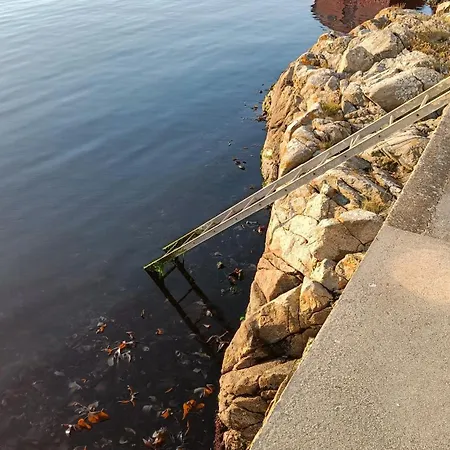 Апартаменты Seaview Karmoy *